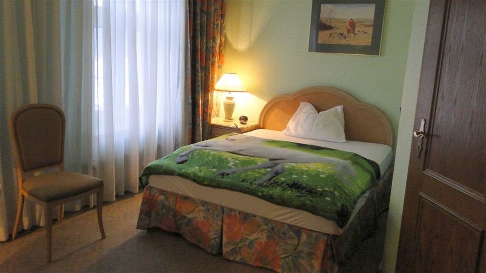 Hotel Dallgow Kültér fotó