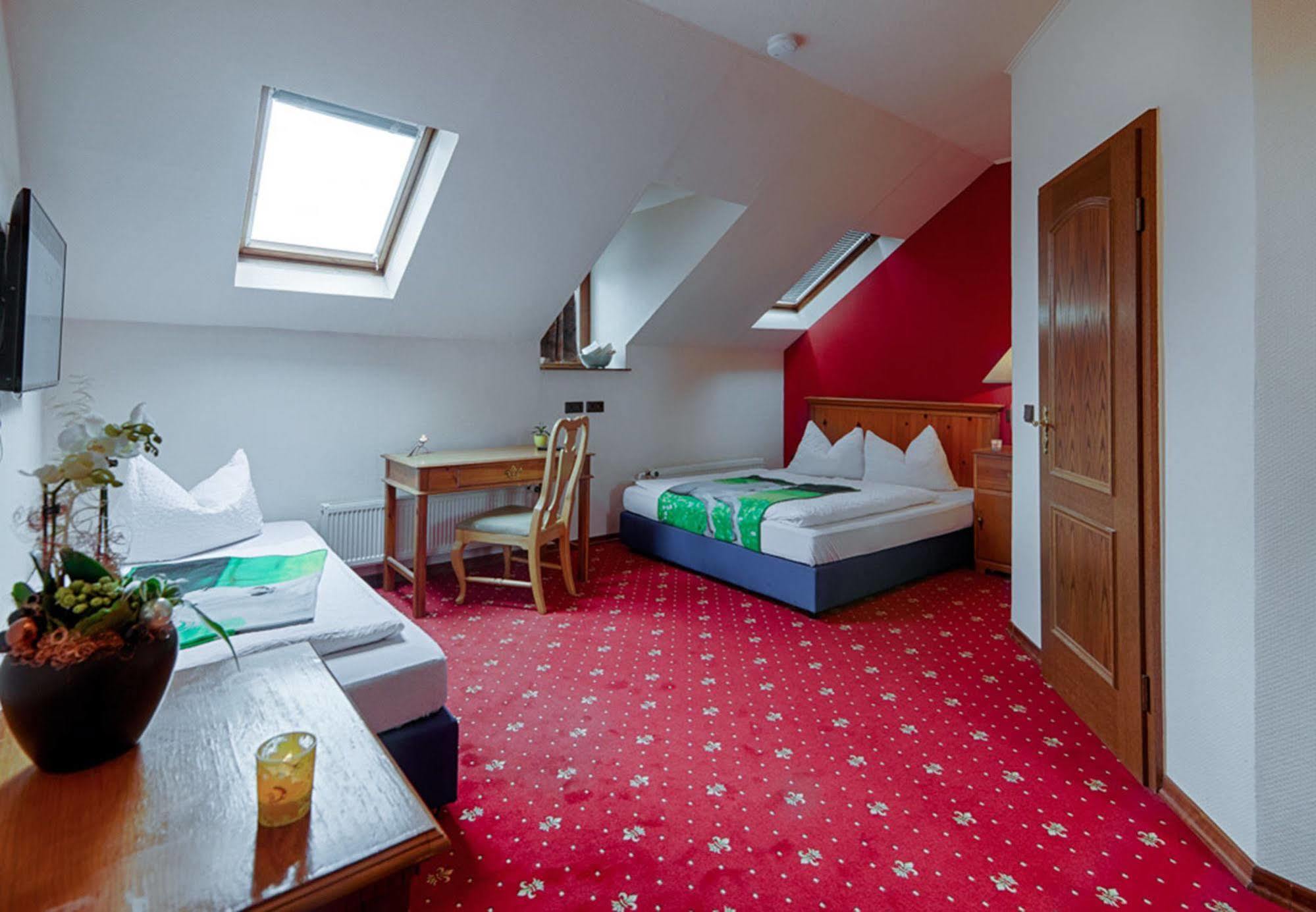 Hotel Dallgow Kültér fotó